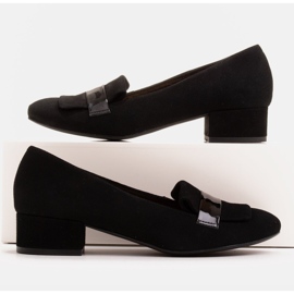 Radoskór Klassiset mustat naisten kengät leveämmälle jalalle 1