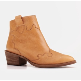 Marco Shoes Keltaiset saappaat, jotka on valmistettu epäsäännöllisesti rypistyneestä luonnollisesta nahasta keltainen 1