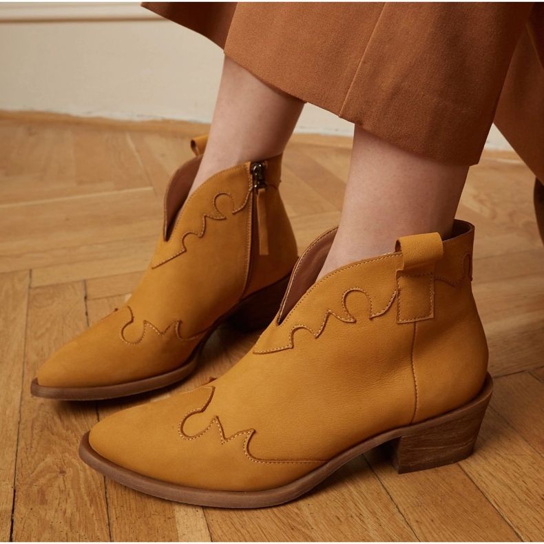 Marco Shoes Eristämättömät saappaat, joissa mokka ja aaltoilevat insertit ruskea keltainen 1