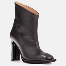 Marco Shoes Tyylikkäät saappaat ompeleilla musta 1