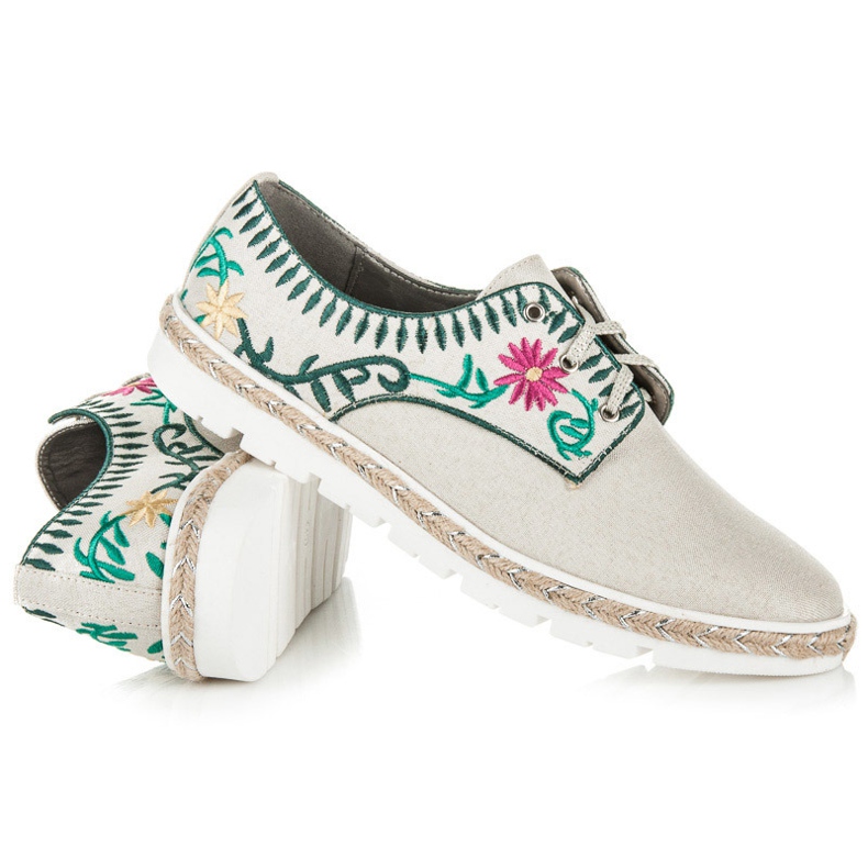 Kylie Naisten kengät brodeerauksella ruskea 2