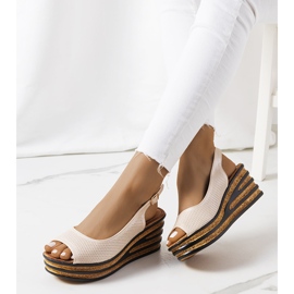 Kultaiset espadrillit Alton wedge -kantapäässä beige 1