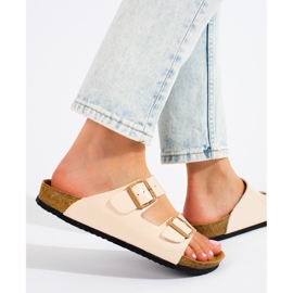 W. Potocki Lakatut Potocki-tossut beige 2 W. Potocki Lakatut Potocki-tossut beige 2