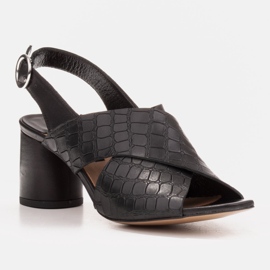 Marco Shoes Naisten nahkasandaalit nahasta, jossa on leikatut raidat musta 1