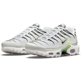 Nike Air Max Plus W DN6997-100 valkoinen 1