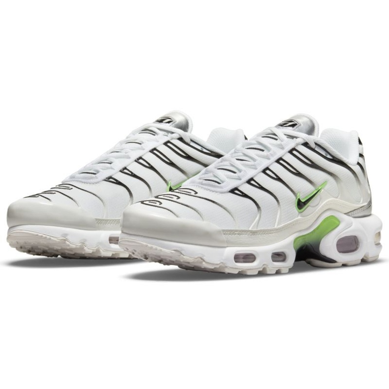Nike Air Max Plus W DN6997-100 valkoinen 1