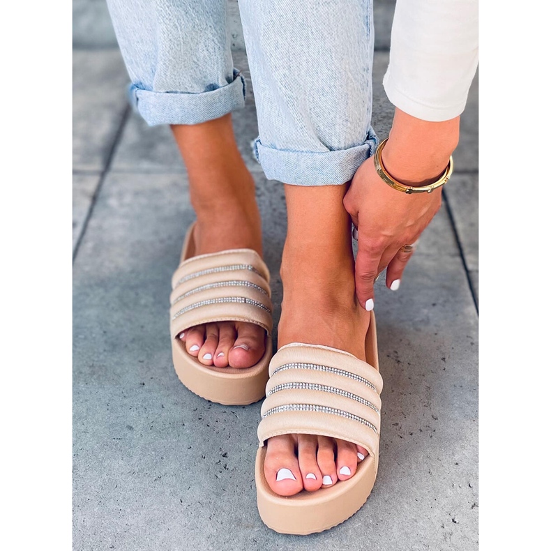 Leah Beiget korkeapohjaiset tossut 1