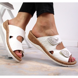 Valkoiset Rieker V7151-80 naisten nahkatossut tarranauhakiilailla valkoinen 1