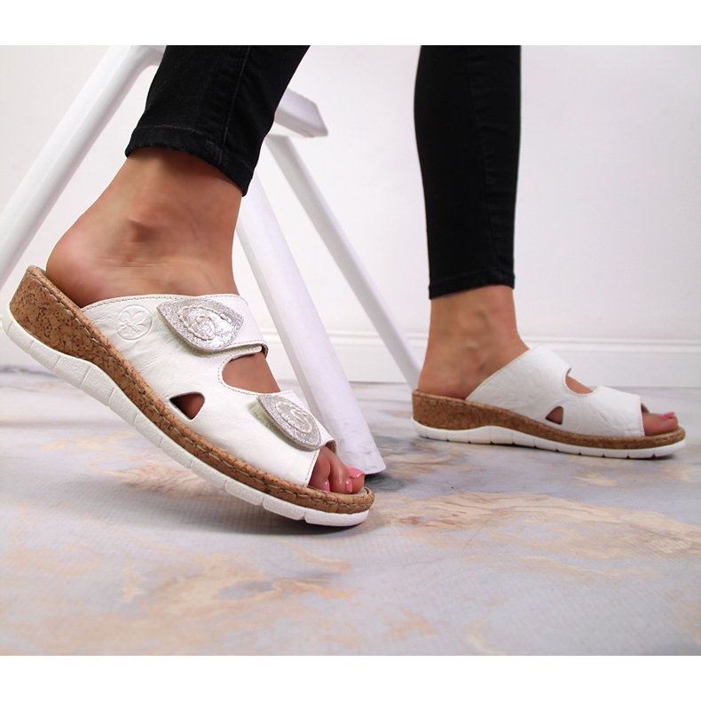 Valkoiset Rieker V7151-80 naisten nahkatossut tarranauhakiilailla valkoinen 2