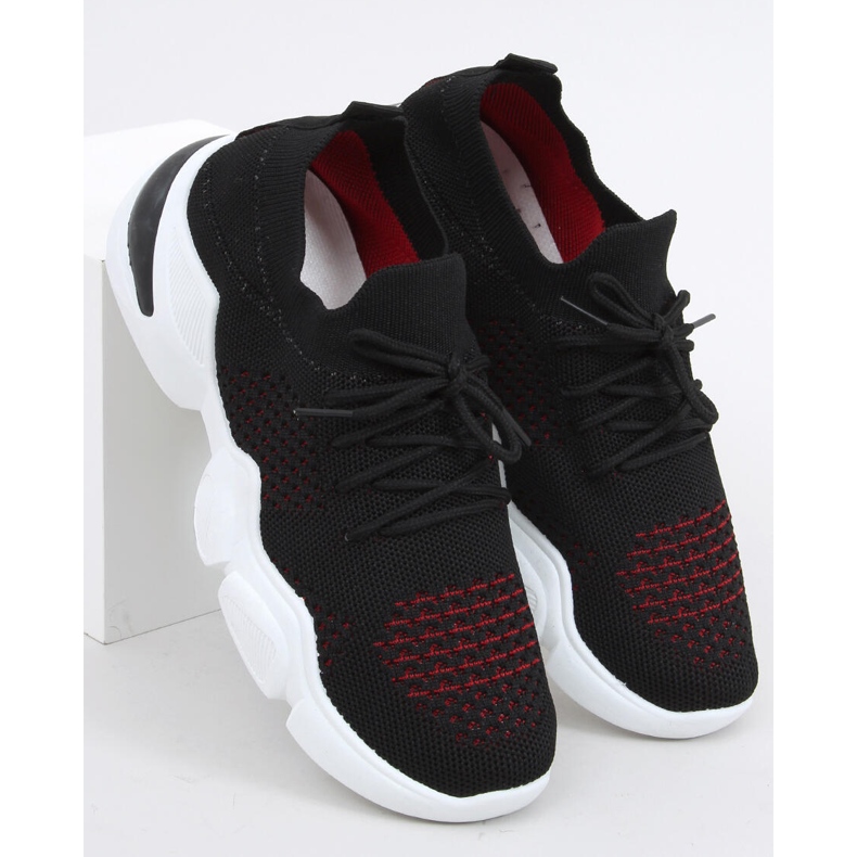 Harri Mustat sukat punainen 1