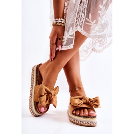 PG1 Naisten tossut massiivisella alustalla, jossa on kameli macardi jousi ruskea 2