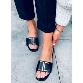 BM Azalea Mustat naisten sandaalit 1