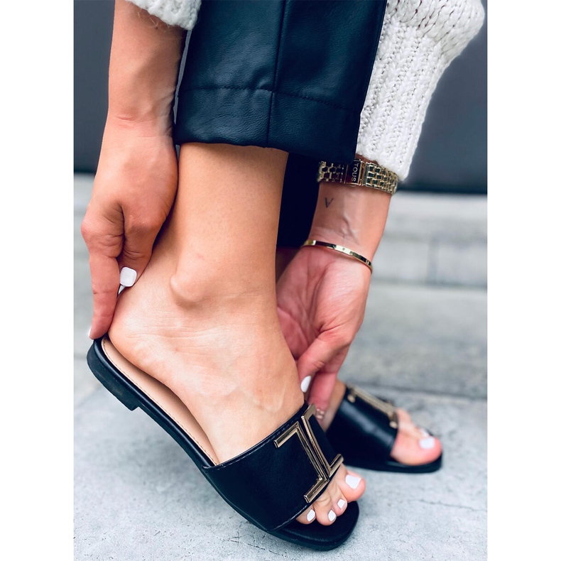 BM Azalea Mustat naisten sandaalit 2