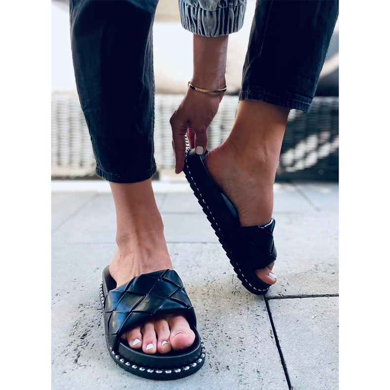 Sunny Black naisten tossut musta 1