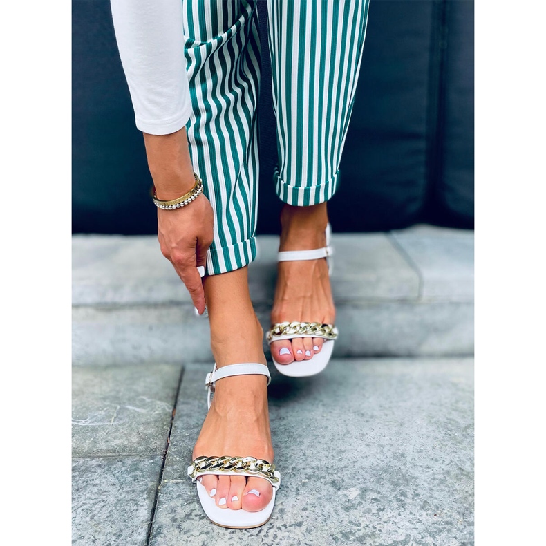 Daphne Whiten matalakorkoiset sandaalit valkoinen 1