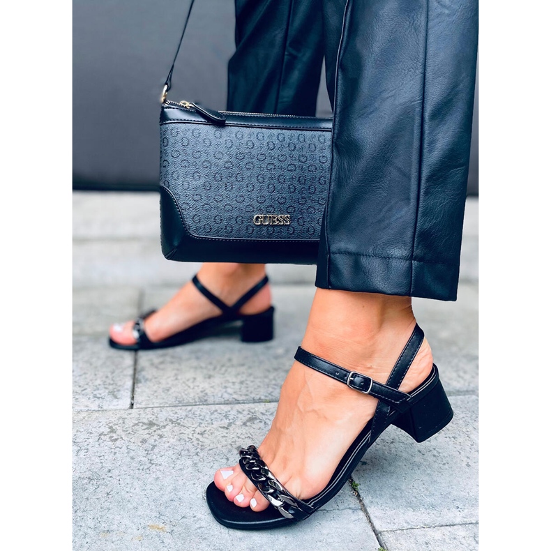 Daphne Black matalakorkoiset sandaalit musta 1