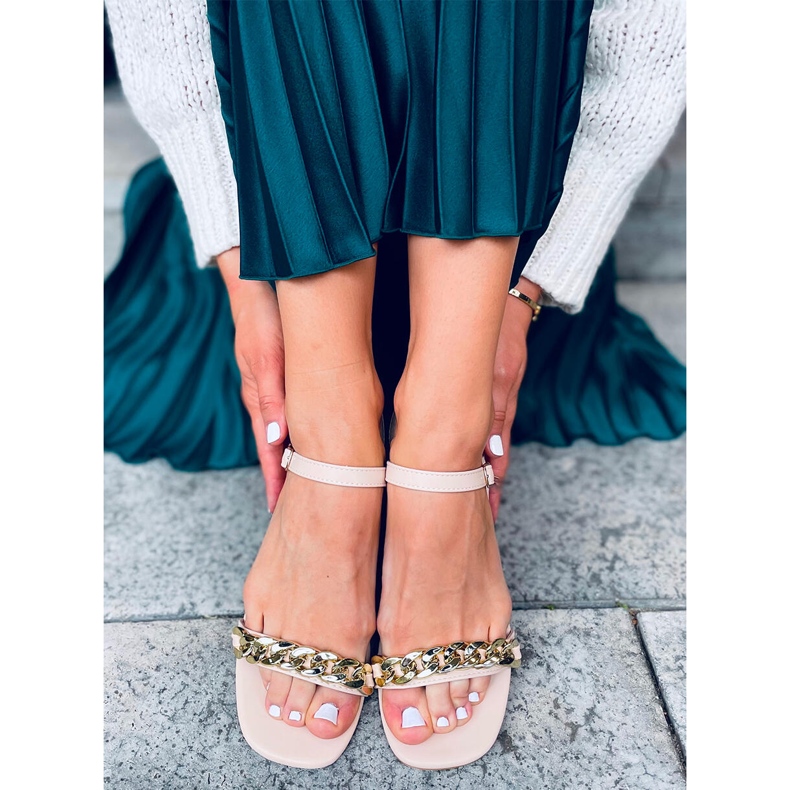 Daphne Beige matalakorkoiset sandaalit 1