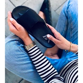 Wind Black naisten tossut musta 1