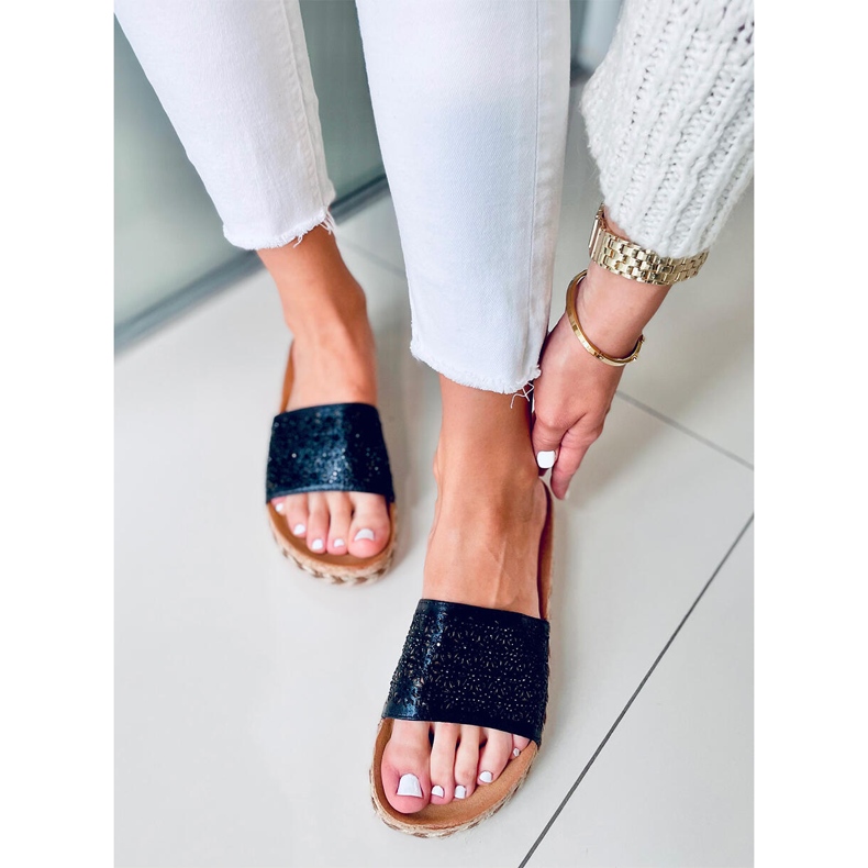 Jova Musta korkkipohja 1