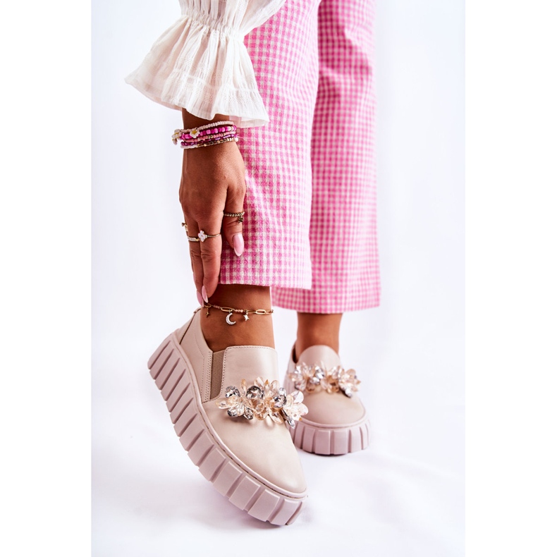 PA2 Naisten nahkaiset lenkkarit beigellä Mirana-koristeella 1