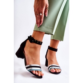 PG1 Muodikkaat mokkanahkasandaalit matalakorkoisella musta Nallia sininen hopea 1