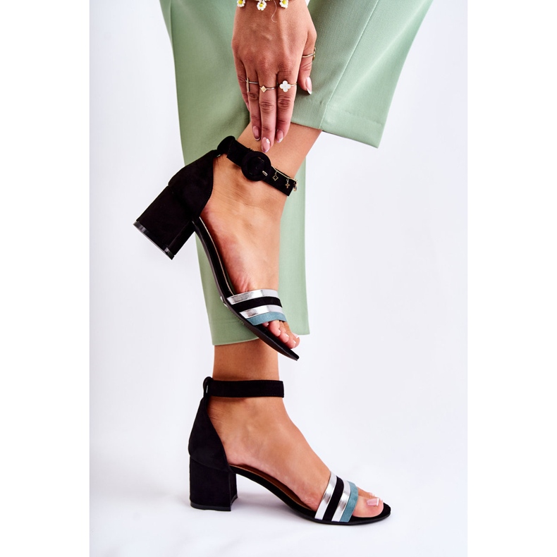 PG1 Muodikkaat mokkanahkasandaalit matalakorkoisella musta Nallia sininen hopea 2