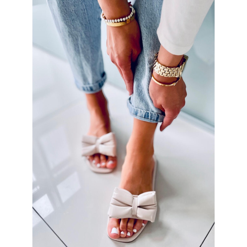 Mili Beige -tossut rusetilla 1