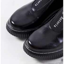 Mustat brogut Siddons-alustalla 1