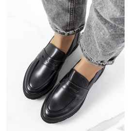 Mustat Korten loaferit 1