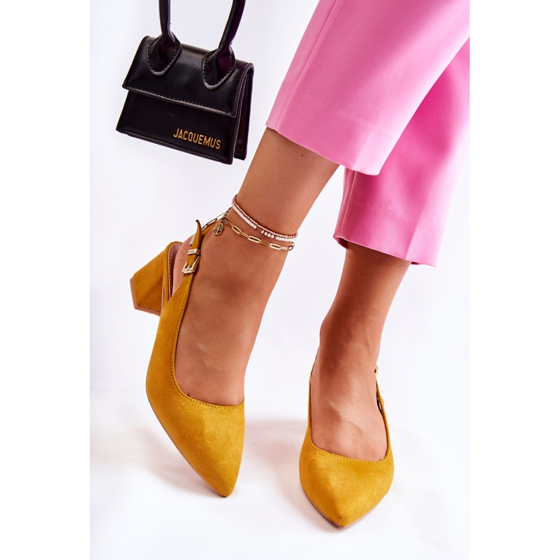 WS1 Suede Pumps In Spitz Yellow Ashley keltainen 1
