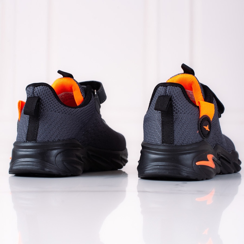 Urheilulliset poikien tennarit Vico harmaat 2