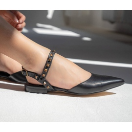 Marco Shoes Mustat sandaalit nappeilla 2