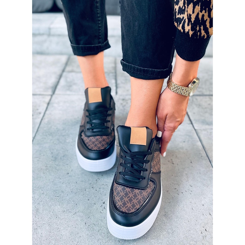 BM Glovi Mustat naisten urheilukengät 1