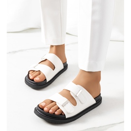 Valkoiset tossut Boonah-tasolla valkoinen 2