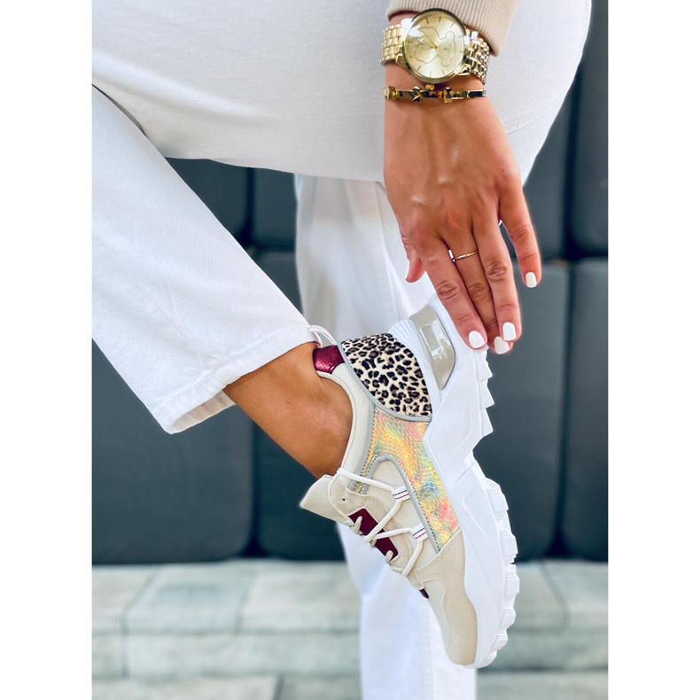 Ebba kultaiset tennarit beige punainen monivärinen kultainen 1