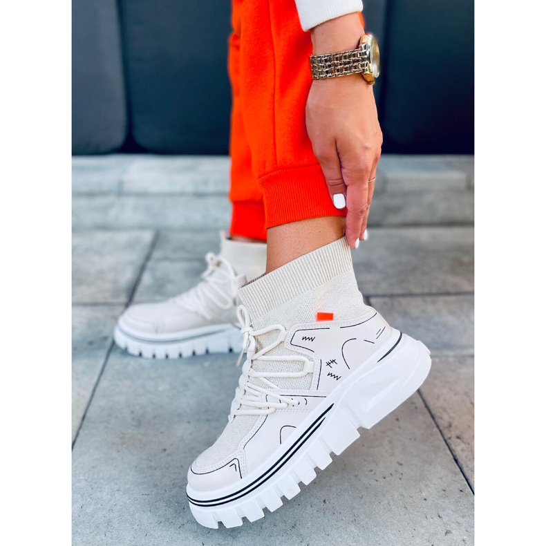 Malin Beige urheilukengät 1