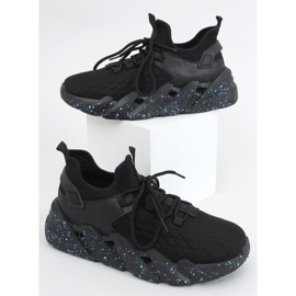 Indu Black sukkaurheilukengät musta 2