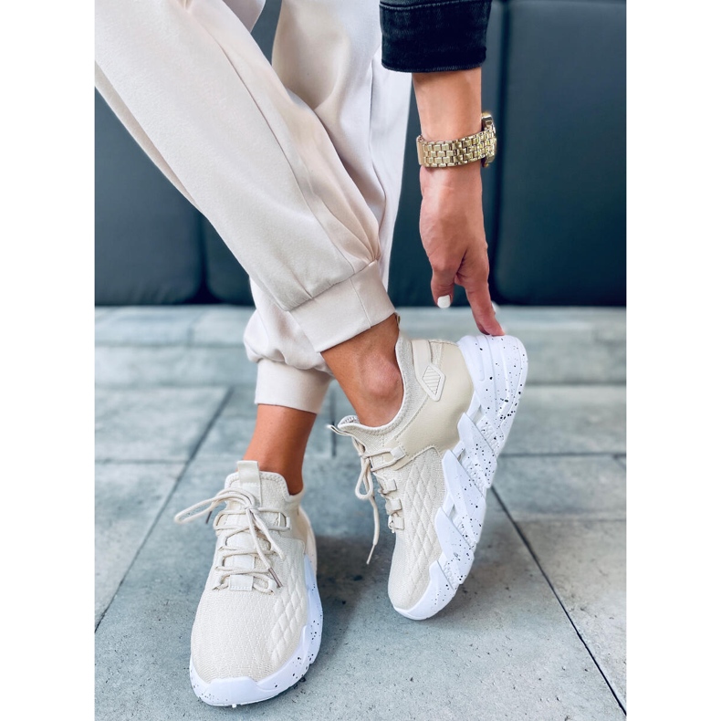 Indu Beige urheilukengät 1