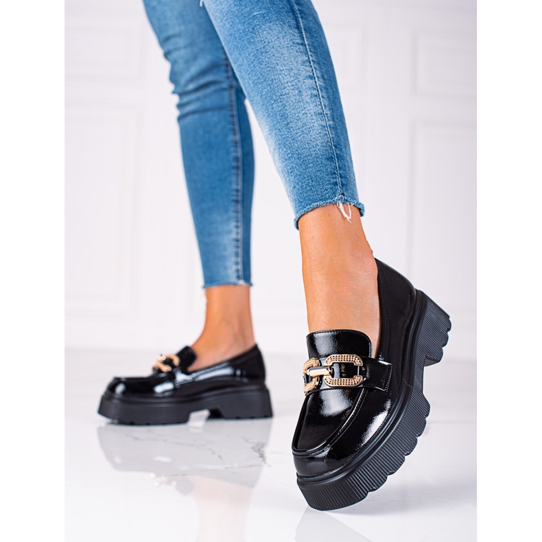 Mustaksi lakatut Vinceza-kengät 1