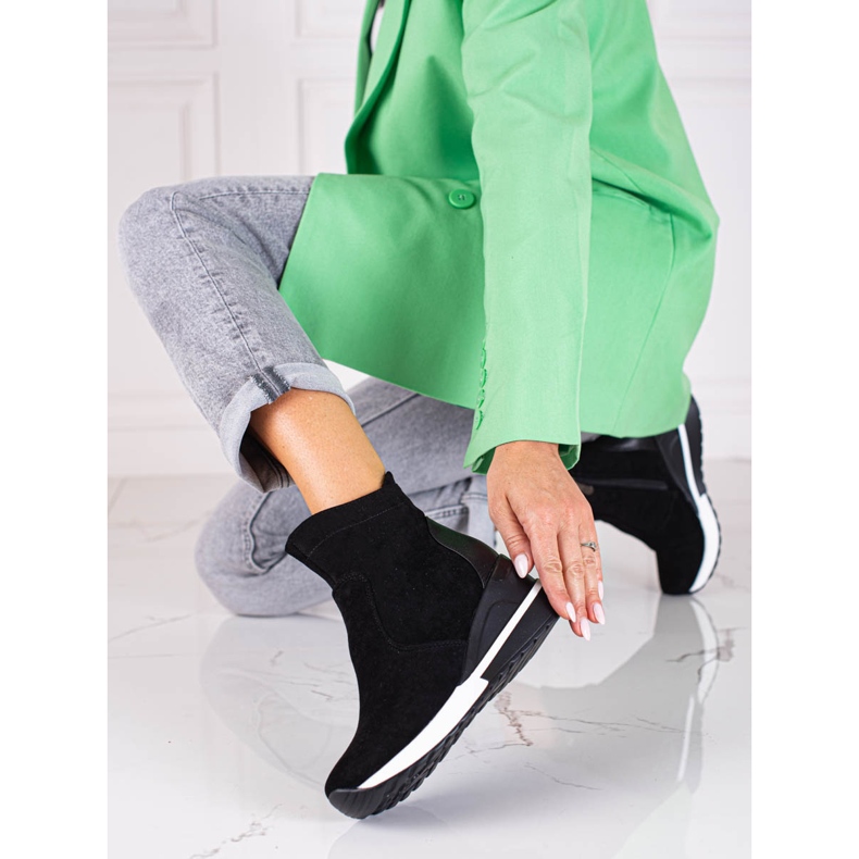 Vinceza naisten urheilusaappaat mustalla alustalla 2