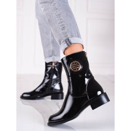 Lakatut korkeat saappaat Shelovet mustat 1