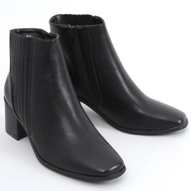 Tama Mustat korkokengät 2