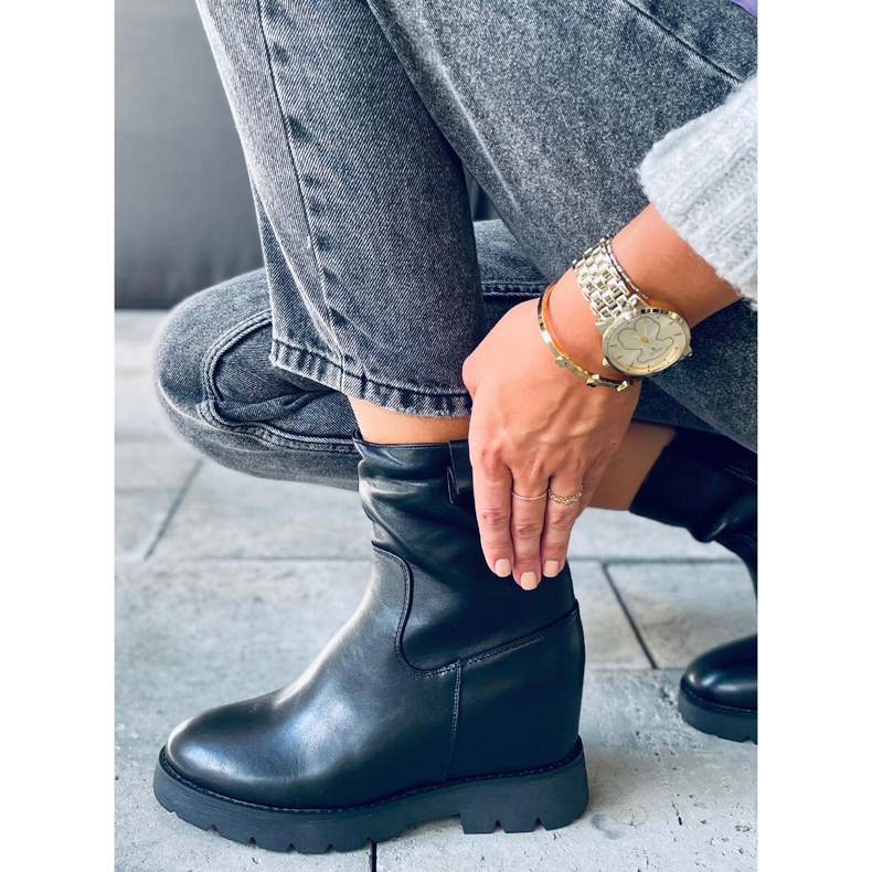 Saappaat piilokiilalla Luanda Black musta 1