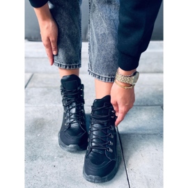 Brita Black korkeat tennarit musta 2