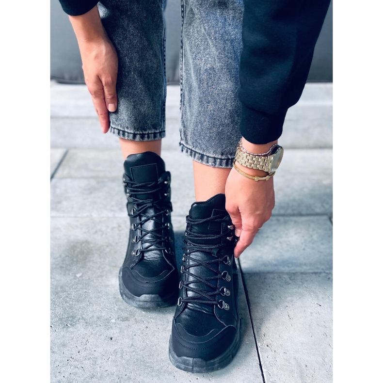 Brita Black korkeat tennarit musta 2