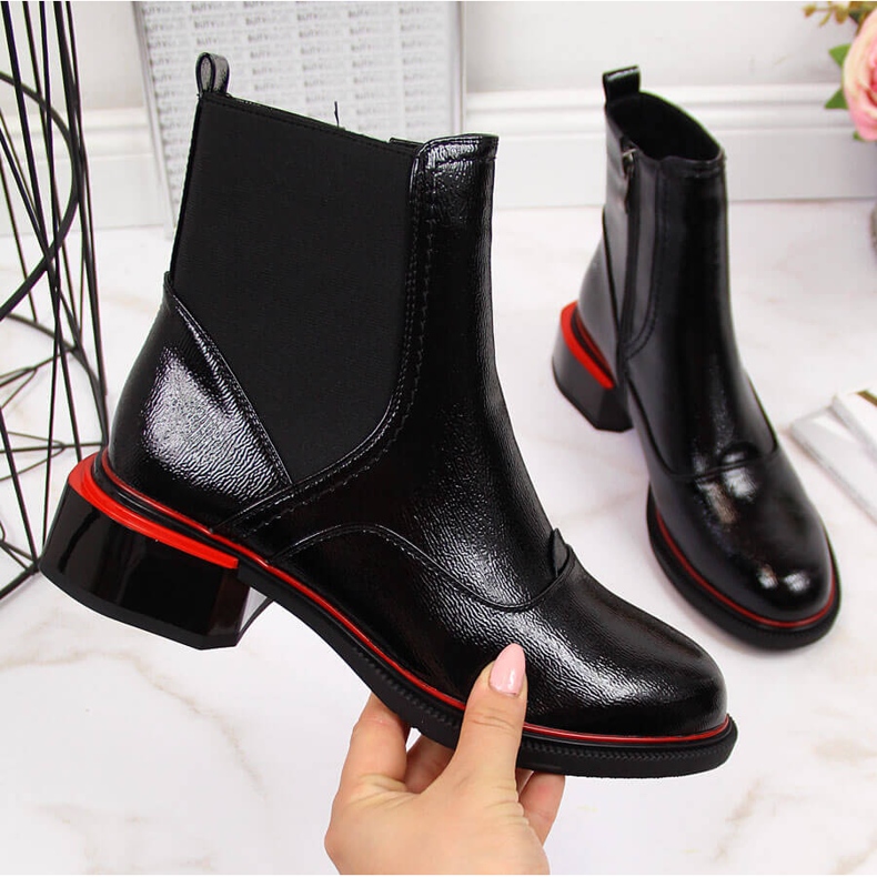 Naisten musta kiiltonahkainen Jodhpur-saappaat Filippo 2