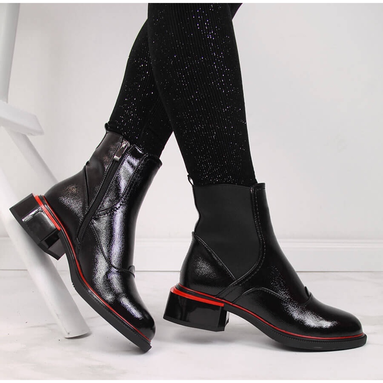 Naisten musta kiiltonahkainen Jodhpur-saappaat Filippo 1