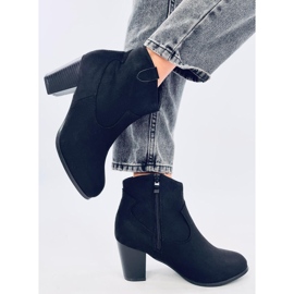 Kumoa mustat cowboy -saappaat 2