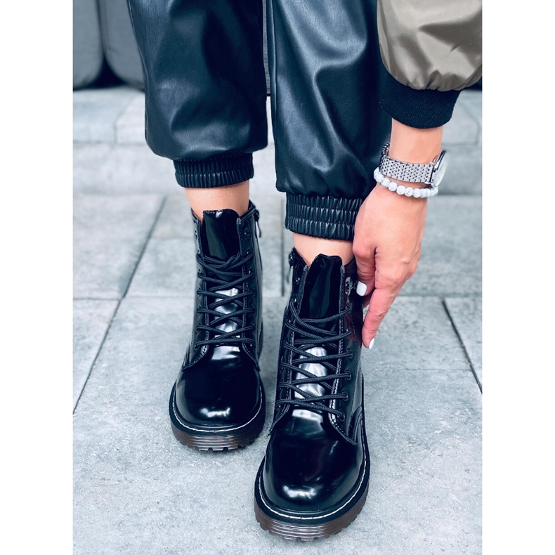 Dona Black naisten nilkkurit musta 1