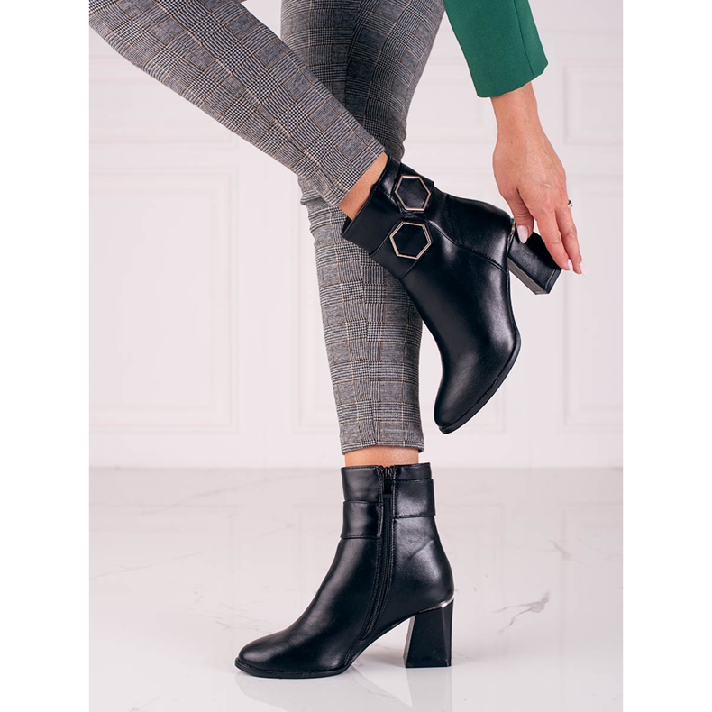 T.Sokolski Mustat Sokolskin naisten saappaat leveässä tolppassa 1